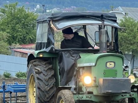 Джон Дір 1020 LS 1970 у Глубокой на Automoto.ua Зелений Джон Дір 1020 LS, об'ємом двигуна 0 л та пробігом 10 тис. км за 8176 $, фото 1 на Automoto.ua