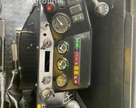 Зелений Джон Дір 1055, об'ємом двигуна 0 л та пробігом 0 тис. км за 33182 $, фото 14 на Automoto.ua