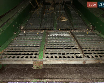 Джон Дір 1210G 1966 у Рівному на Automoto.ua Зелений Джон Дір 1210G, об'ємом двигуна 4.3 л та пробігом 100 тис. км за 7959 $, фото 7 на Automoto.ua