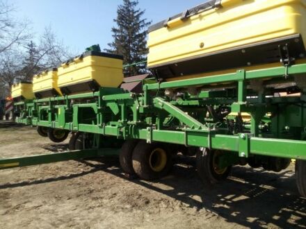 Джон Дір 1740 2013 у Умани на Automoto.ua Джон Дір 1740, об'ємом двигуна 0 л та пробігом 1 тис. км за 55000 $, фото 1 на Automoto.ua