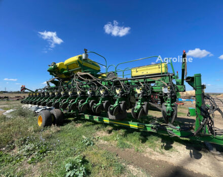 Зелений Джон Дір 1745, об'ємом двигуна 0 л та пробігом 0 тис. км за 88450 $, фото 6 на Automoto.ua