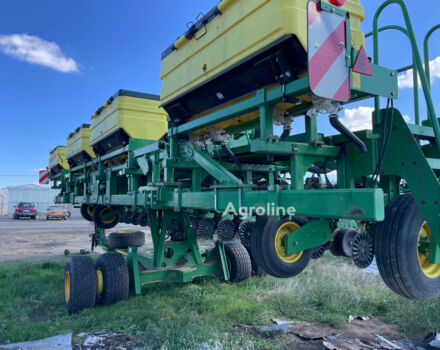 Зелений Джон Дір 1745, об'ємом двигуна 0 л та пробігом 0 тис. км за 88450 $, фото 4 на Automoto.ua