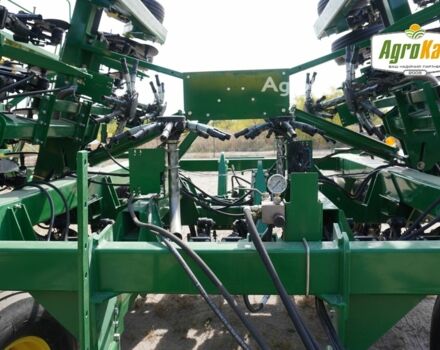 Зеленый Джон Дир 1890, объемом двигателя 0 л и пробегом 0 тыс. км за 174853 $, фото 15 на Automoto.ua