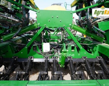 Зеленый Джон Дир 1890, объемом двигателя 0 л и пробегом 0 тыс. км за 174853 $, фото 21 на Automoto.ua