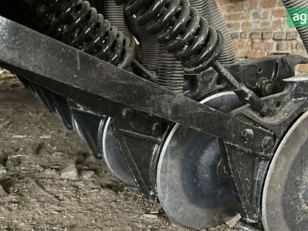 Джон Дір 455 2000 у Монастырище на Automoto.ua Джон Дір 455, об'ємом двигуна 0 л та пробігом 5 тис. км за 10900 $, фото 1 на Automoto.ua