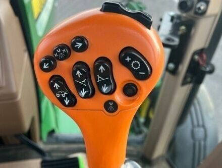 Зеленый Джон Дир 4730, объемом двигателя 0 л и пробегом 0 тыс. км за 197670 $, фото 54 на Automoto.ua