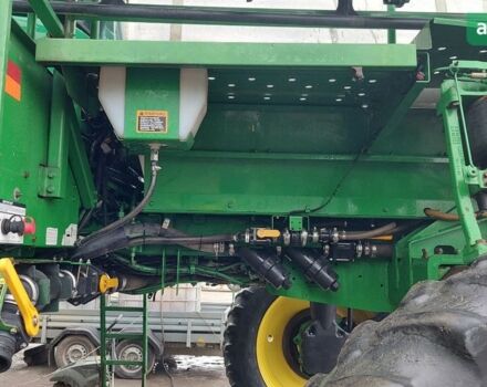 Джон Дир 4830 2008 в Белой Церкве на Automoto.ua Джон Дир 4830, объемом двигателя 6.8 л и пробегом 0 тыс. км за 159000 $, фото 4 на Automoto.ua