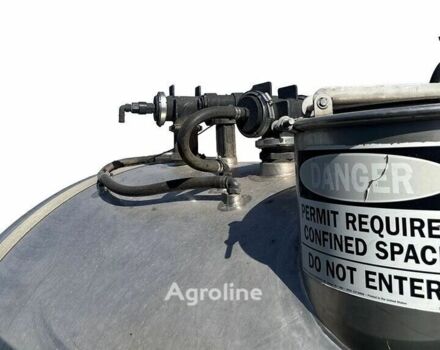 Зелений Джон Дір 4940, об'ємом двигуна 0 л та пробігом 0 тис. км за 5219421 $, фото 3 на Automoto.ua