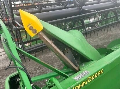 Зеленый Джон Дир 630F HydraFlex, объемом двигателя 0 л и пробегом 0 тыс. км за 19780 $, фото 10 на Automoto.ua