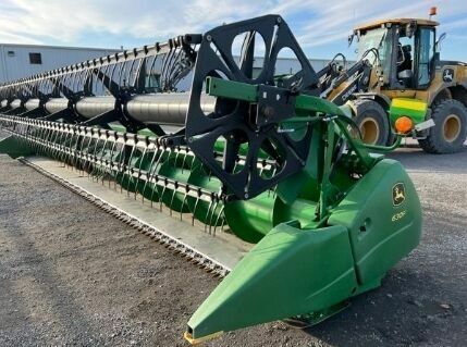 Зеленый Джон Дир 630F HydraFlex, объемом двигателя 0 л и пробегом 0 тыс. км за 25597 $, фото 15 на Automoto.ua