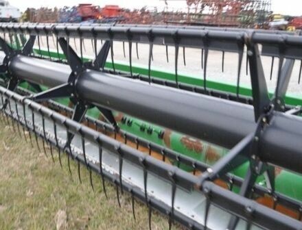 Зеленый Джон Дир 630F HydraFlex, объемом двигателя 0 л и пробегом 0 тыс. км за 23270 $, фото 10 на Automoto.ua