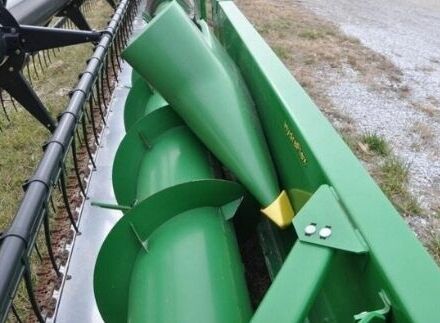 Зеленый Джон Дир 630F HydraFlex, объемом двигателя 0 л и пробегом 0 тыс. км за 23270 $, фото 7 на Automoto.ua