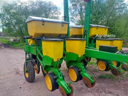 Джон Дір 7000 2025 у Звенигородка на Automoto.ua Джон Дір 7000, об'ємом двигуна 0 л та пробігом 0 тис. км за 23507 $, фото 1 на Automoto.ua