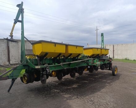 Зелений Джон Дір 7000, об'ємом двигуна 0 л та пробігом 0 тис. км за 10000 $, фото 5 на Automoto.ua