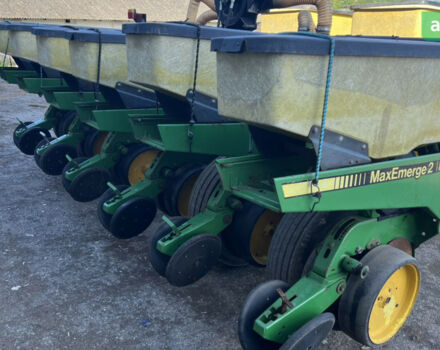 Джон Дир 7200 2001 в Ивано-Франковске на Automoto.ua Джон Дир 7200, объемом двигателя 0 л и пробегом 100 тыс. км за 9900 $, фото 1 на Automoto.ua