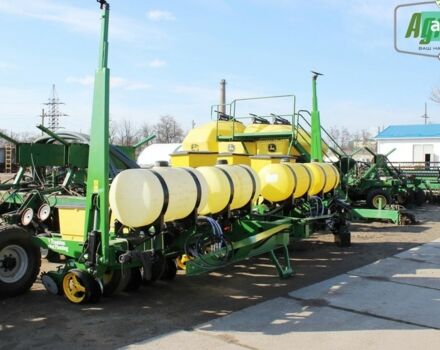 Джон Дир 7200 2004 в Виннице на Automoto.ua Джон Дир 7200, объемом двигателя 0 л и пробегом 0 тыс. км за 36500 $, фото 1 на Automoto.ua