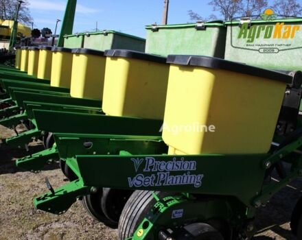 Зеленый Джон Дир 7200, объемом двигателя 0 л и пробегом 0 тыс. км за 39603 $, фото 2 на Automoto.ua