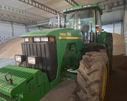 Зеленый Джон Дир 8200, объемом двигателя 0 л и пробегом 0 тыс. км за 45955 $, фото 3 на Automoto.ua