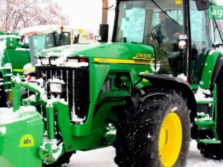 Джон Дір 8210 2001 у Звенигородка на Automoto.ua Джон Дір 8210, об'ємом двигуна 0 л та пробігом 0 тис. км за 61544 $, фото 1 на Automoto.ua