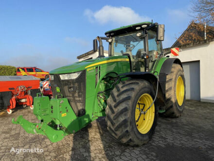 Джон Дір 8400 R 2017 у Звенигородка на Automoto.ua Зелений Джон Дір 8400 R, об'ємом двигуна 0 л та пробігом 0 тис. км за 240295 $, фото 1 на Automoto.ua