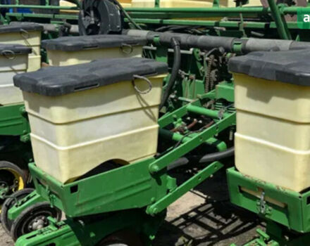 Джон Дир 9224, объемом двигателя 0 л и пробегом 0 тыс. км за 7200 $, фото 5 на Automoto.ua