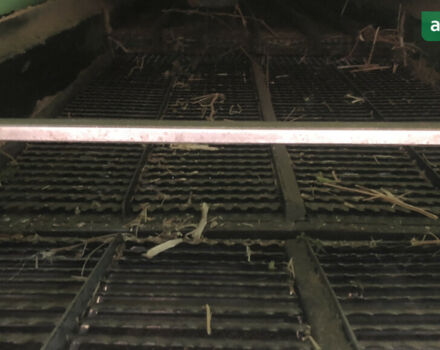 Джон Дир 952, объемом двигателя 3.92 л и пробегом 100 тыс. км за 15999 $, фото 27 на Automoto.ua