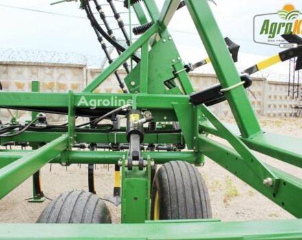 Зелений Джон Дір 960, об'ємом двигуна 0 л та пробігом 0 тис. км за 29070 $, фото 7 на Automoto.ua