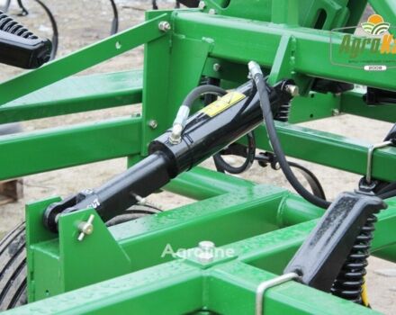 Зелений Джон Дір 960, об'ємом двигуна 0 л та пробігом 0 тис. км за 21318 $, фото 27 на Automoto.ua