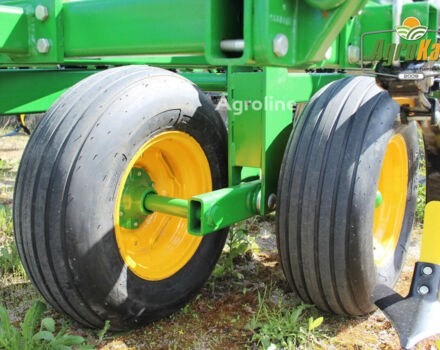 Зелений Джон Дір 960, об'ємом двигуна 0 л та пробігом 0 тис. км за 29070 $, фото 12 на Automoto.ua