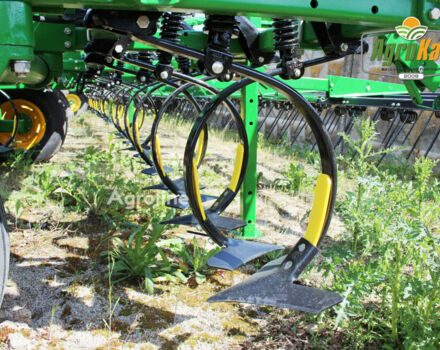 Зелений Джон Дір 960, об'ємом двигуна 0 л та пробігом 0 тис. км за 29070 $, фото 13 на Automoto.ua
