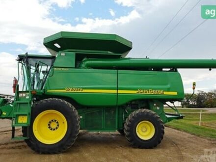 Джон Дир 9760 STS, объемом двигателя 0 л и пробегом 0 тыс. км за 95000 $, фото 1 на Automoto.ua