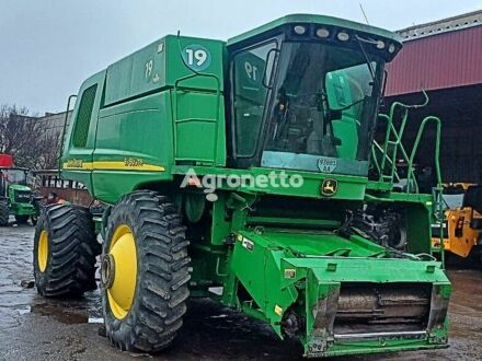 Джон Дір 9760 STS 2004 у Белой Церкве на Automoto.ua Зелений Джон Дір 9760 STS, об'ємом двигуна 0 л та пробігом 0 тис. км за 61453 $, фото 1 на Automoto.ua