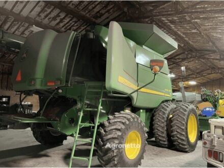 Джон Дір 9770 STS 2008 у Звенигородка на Automoto.ua Зелений Джон Дір 9770 STS, об'ємом двигуна 0 л та пробігом 0 тис. км за 81951 $, фото 1 на Automoto.ua