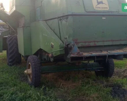 Джон Дир 985 1986 в Нежине на Automoto.ua Джон Дир 985, объемом двигателя 0 л и пробегом 0 тыс. км за 13900 $, фото 2 на Automoto.ua