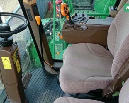 Джон Дир 9880 2003 в Звенигородка на Automoto.ua Джон Дир 9880, объемом двигателя 0 л и пробегом 0 тыс. км за 106237 $, фото 3 на Automoto.ua