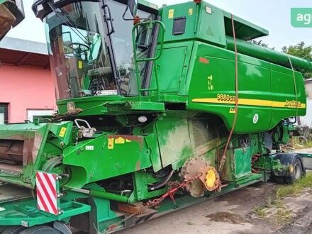 Джон Дир 9880 2003 в Ивано-Франковске на Automoto.ua Джон Дир 9880, объемом двигателя 0 л и пробегом 0 тыс. км за 76735 $, фото 1 на Automoto.ua