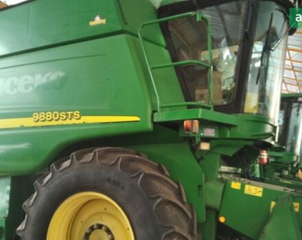 Джон Дир 9880 STS 2003 в Красноград на Automoto.ua Джон Дир 9880 STS, объемом двигателя 0 л и пробегом 0 тыс. км за 50000 $, фото 3 на Automoto.ua
