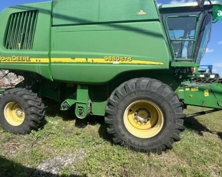Джон Дир 9880 STS 2004 в Звенигородка на Automoto.ua Джон Дир 9880 STS, объемом двигателя 0 л и пробегом 0 тыс. км за 51191 $, фото 4 на Automoto.ua