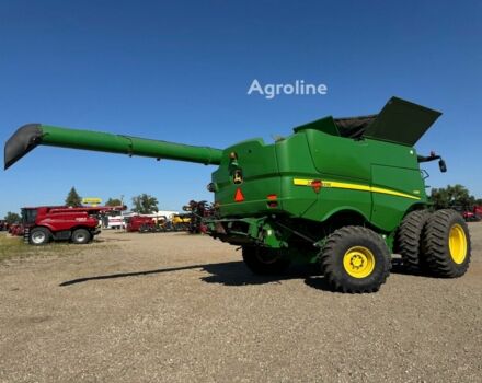 Зеленый Джон Дир С690, объемом двигателя 0 л и пробегом 300 тыс. км за 181867 $, фото 3 на Automoto.ua