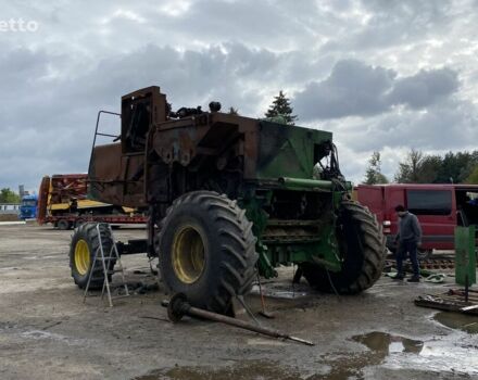 Зелений Джон Дір Т 660, об'ємом двигуна 0 л та пробігом 0 тис. км за 5746 $, фото 3 на Automoto.ua