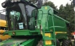 Джон Дір W650 2010 у Полтаві на Automoto.ua Зелений Джон Дір W650, об'ємом двигуна 0 л та пробігом 10 тис. км за 125338 $, фото 1 на Automoto.ua