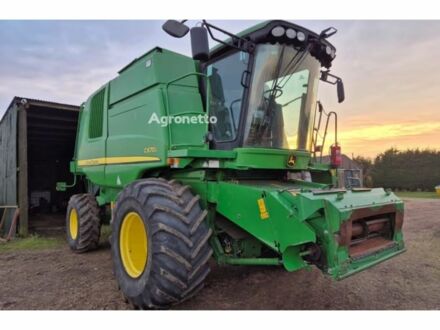 Джон Дір C670i 2010 у Звенигородка на Automoto.ua Зелений Джон Дір C670i, об'ємом двигуна 0 л та пробігом 0 тис. км за 75687 $, фото 1 на Automoto.ua
