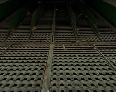 Джон Дір Другая, об'ємом двигуна 6 л та пробігом 3 тис. км за 25000 $, фото 18 на Automoto.ua