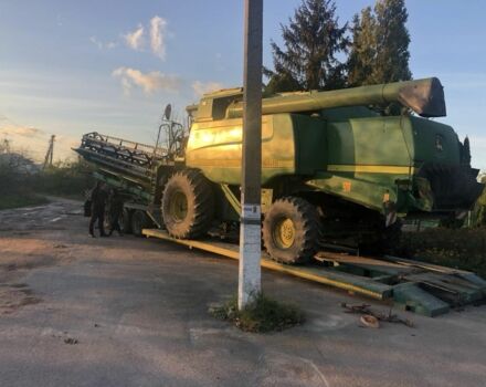 Джон Дир Другая, объемом двигателя 8.1 л и пробегом 7 тыс. км за 45500 $, фото 5 на Automoto.ua