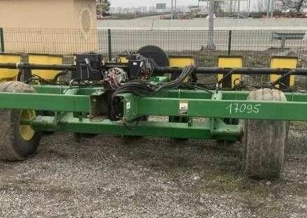 Джон Дір Другая, об'ємом двигуна 2.45 л та пробігом 0 тис. км за 17526 $, фото 8 на Automoto.ua