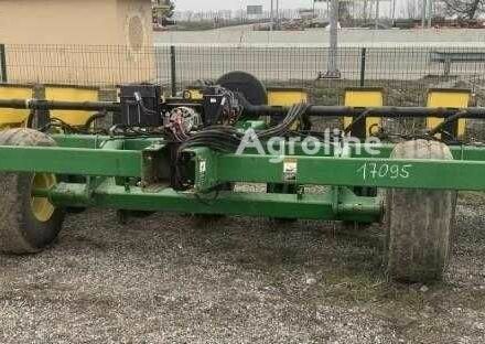 Джон Дір Другая, об'ємом двигуна 2.45 л та пробігом 0 тис. км за 17526 $, фото 5 на Automoto.ua