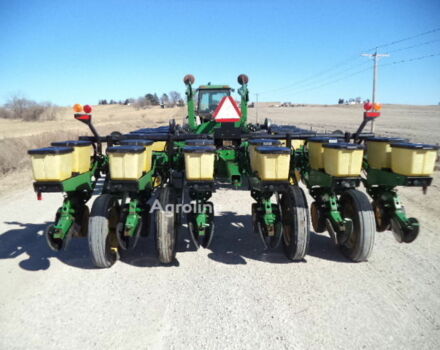 Зеленый Джон Дир Другая, объемом двигателя 0 л и пробегом 0 тыс. км за 22674 $, фото 1 на Automoto.ua