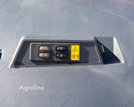 Зелений Джон Дір Другая, об'ємом двигуна 0 л та пробігом 0 тис. км за 16924424 $, фото 8 на Automoto.ua