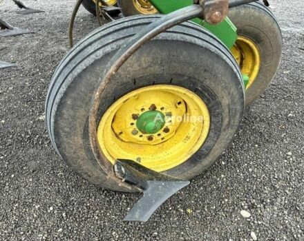 Джон Дір Другая 2001 у Обухове на Automoto.ua Зелений Джон Дір Другая, об'ємом двигуна 0 л та пробігом 0 тис. км за 20692 $, фото 17 на Automoto.ua