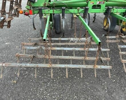 Джон Дір Другая 2001 у Обухове на Automoto.ua Зелений Джон Дір Другая, об'ємом двигуна 0 л та пробігом 0 тис. км за 20692 $, фото 22 на Automoto.ua